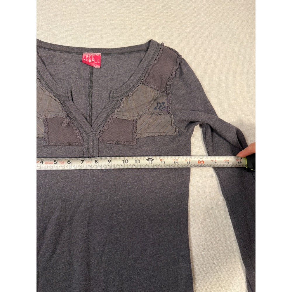 Free People Charcoal Gray Patchwork Henley Long Sleeve Top Small Snap Cuffs - Picture 10 of 10